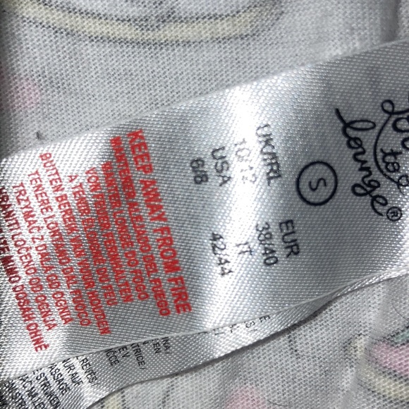 FINAL DROP🚨NWOT DISNEY Any Excuse Tea ☕️ Beauty & the Beast Chip Adult Pajamas - Picture 3 of 4